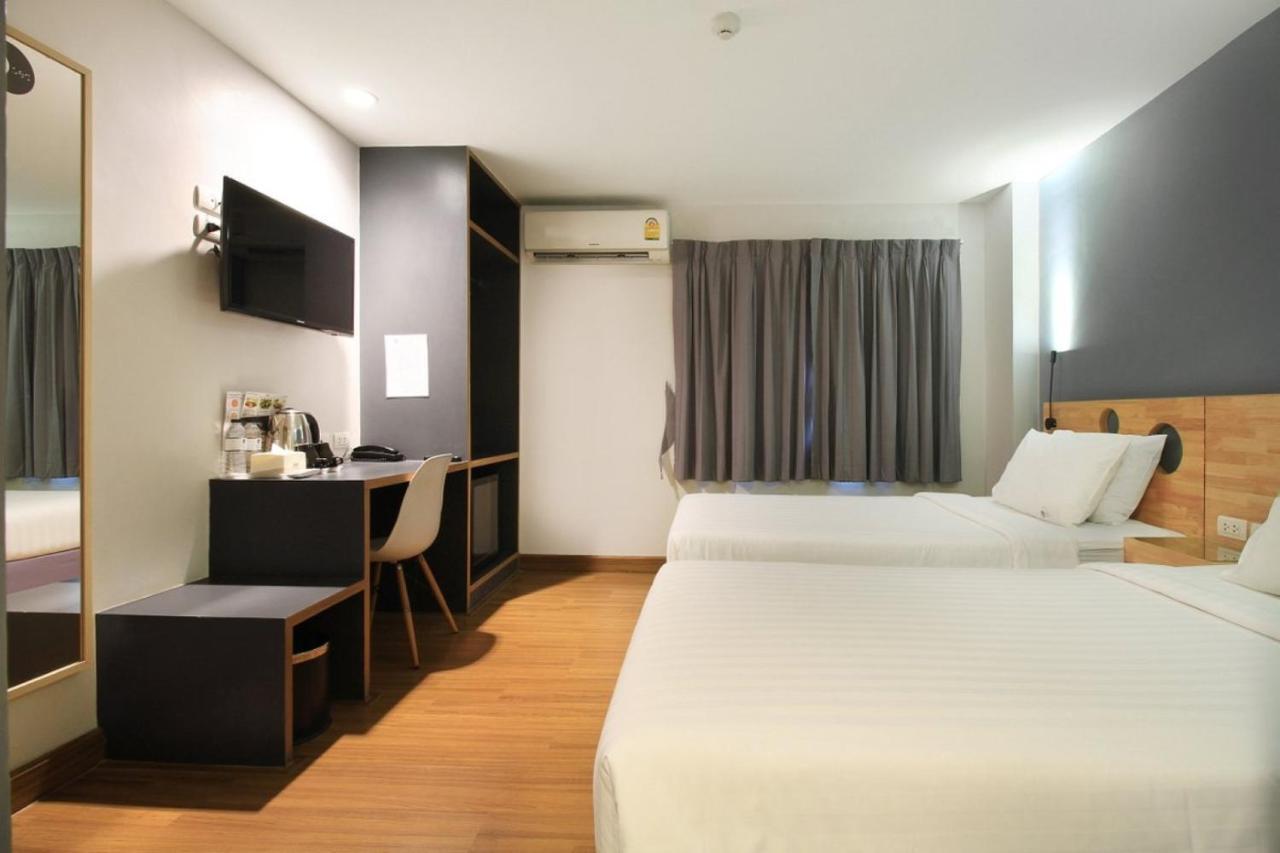 Mybed Sathorn Hotel Bangkok Luaran gambar