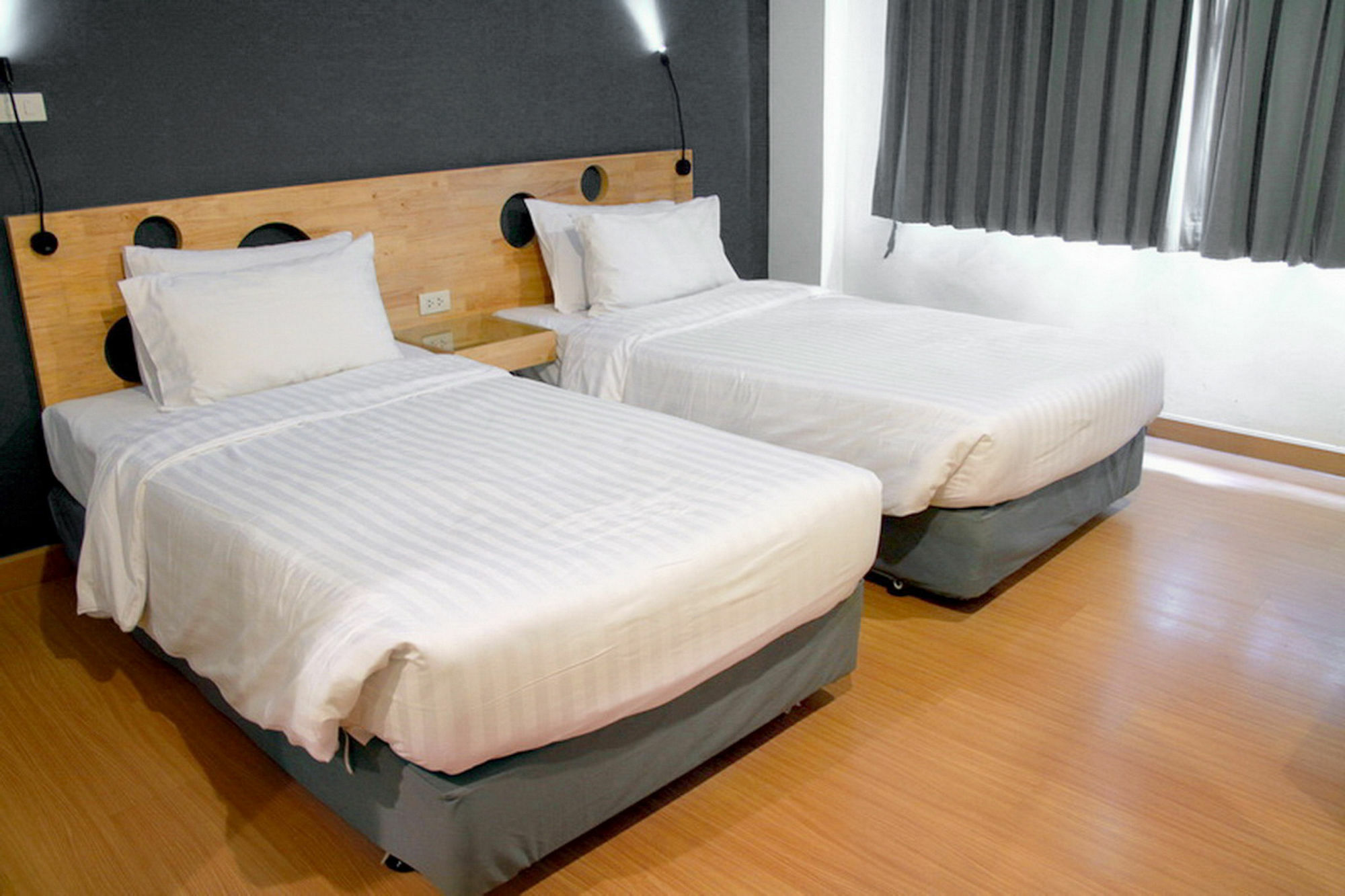 Mybed Sathorn Hotel Bangkok Luaran gambar